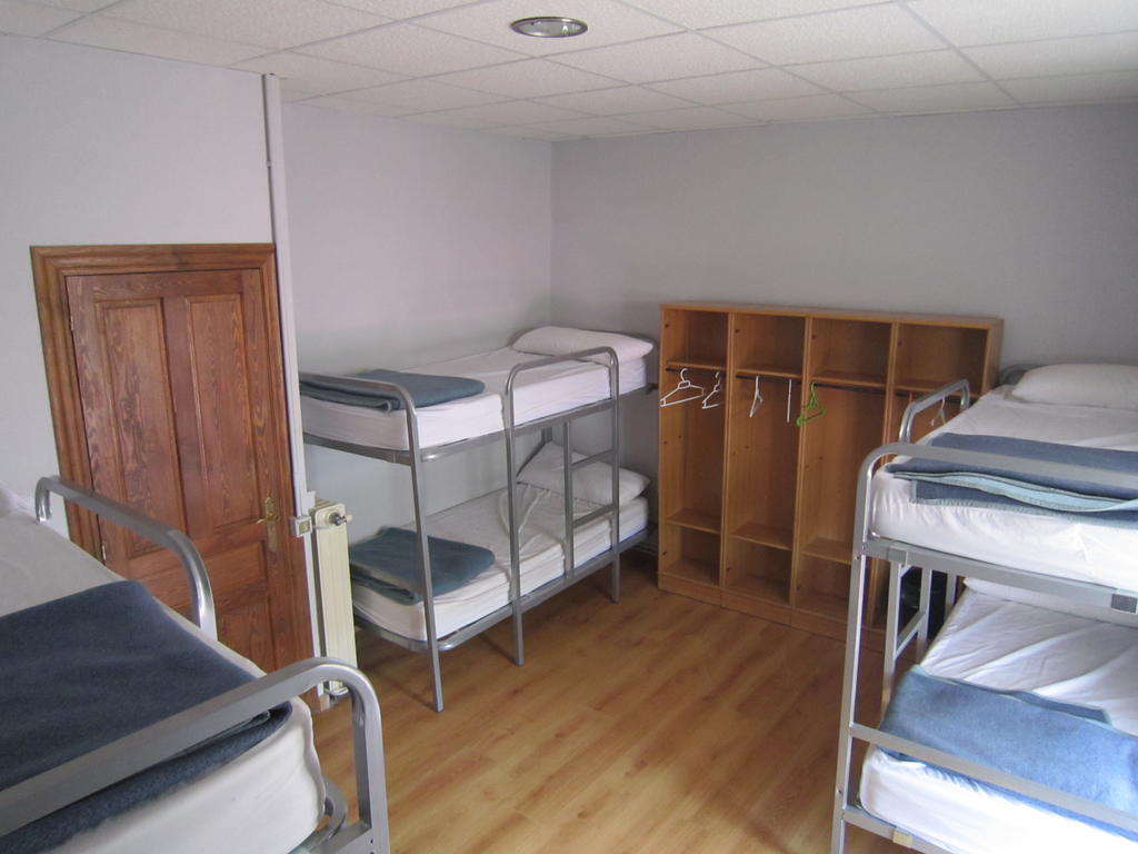 Albergue La Estacion Llanes Room photo